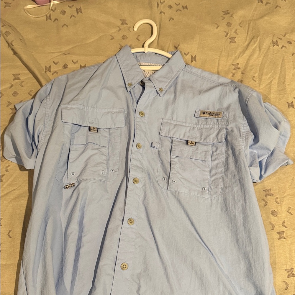 Columbia Sky Blue Button-Up fishing shirt Sz Small